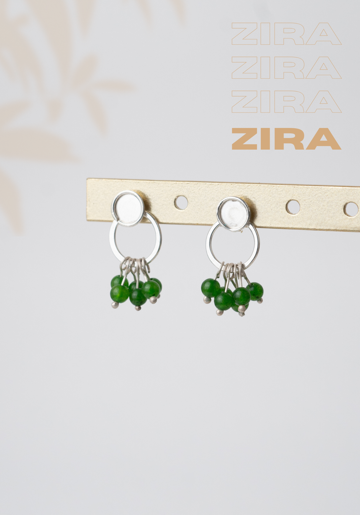 Aretes Zira: Elegancia Natural en Movimiento