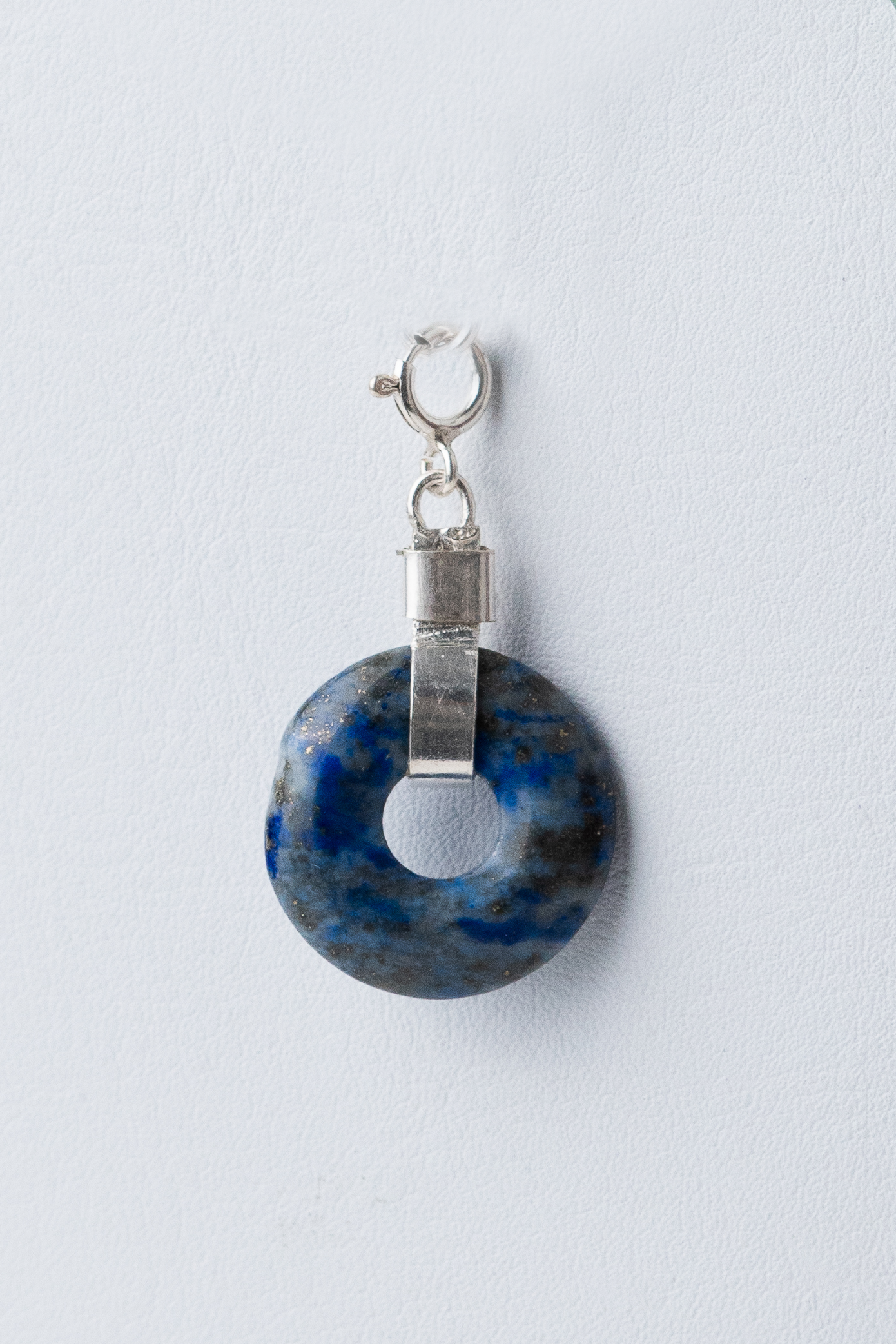 Dijes Orbita: Movimiento y Conexión Celestial