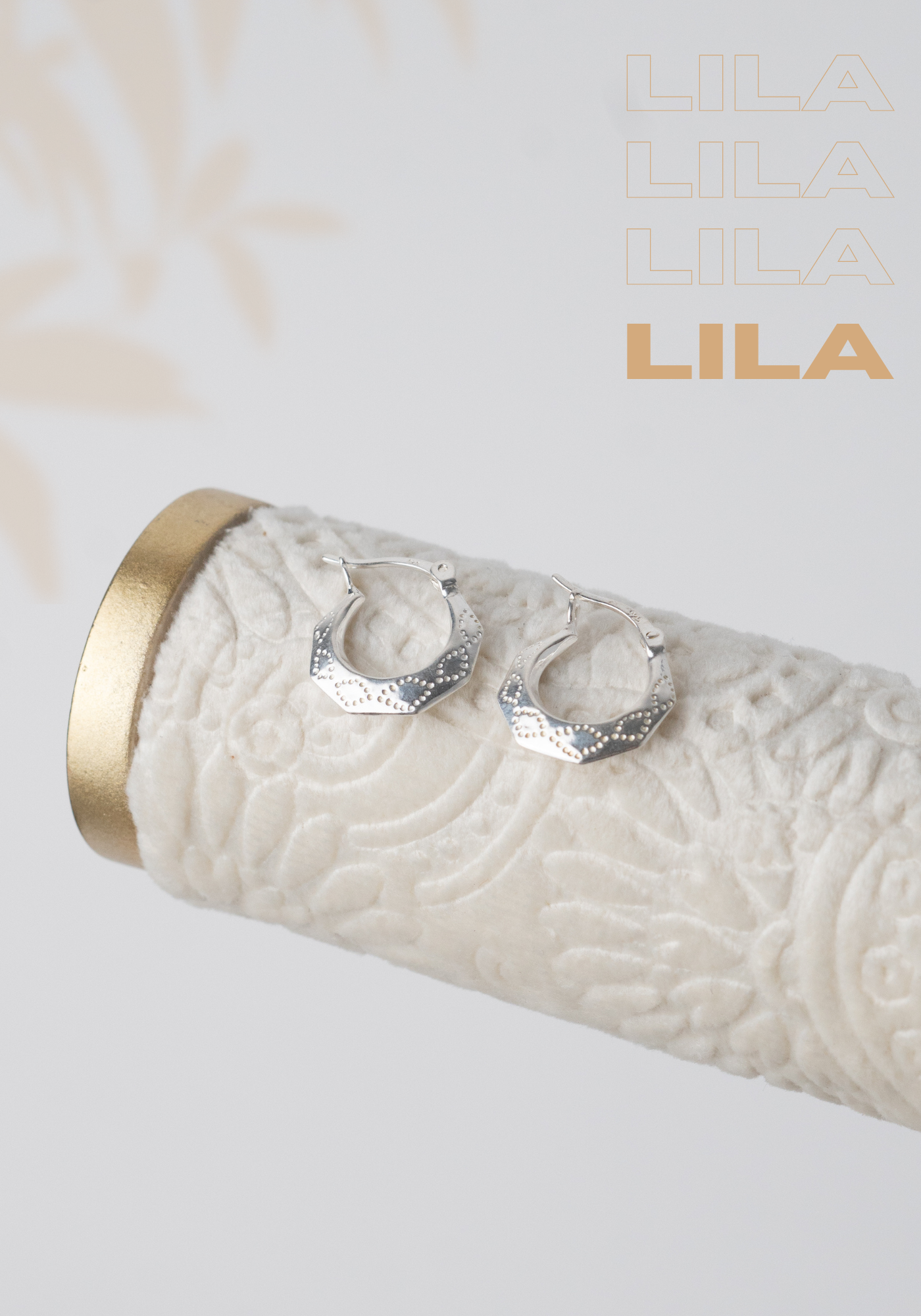 Candongas Lira: Delicadeza Grabada en Plata